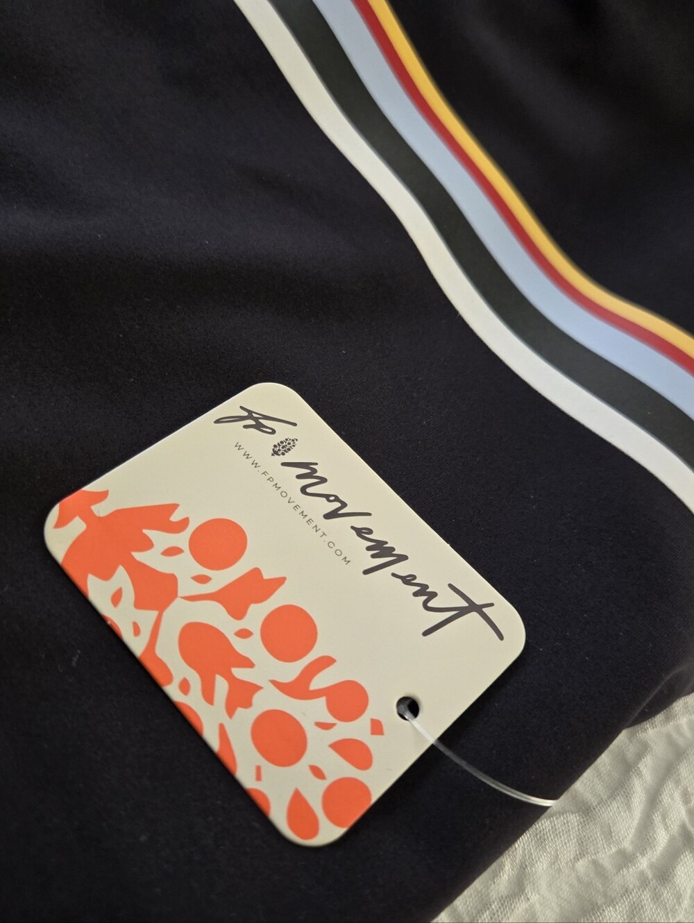 Free People x FP Movement Win Win Sports Bra Striped Logo Black Large NWT $48 - Picture 9 of 10